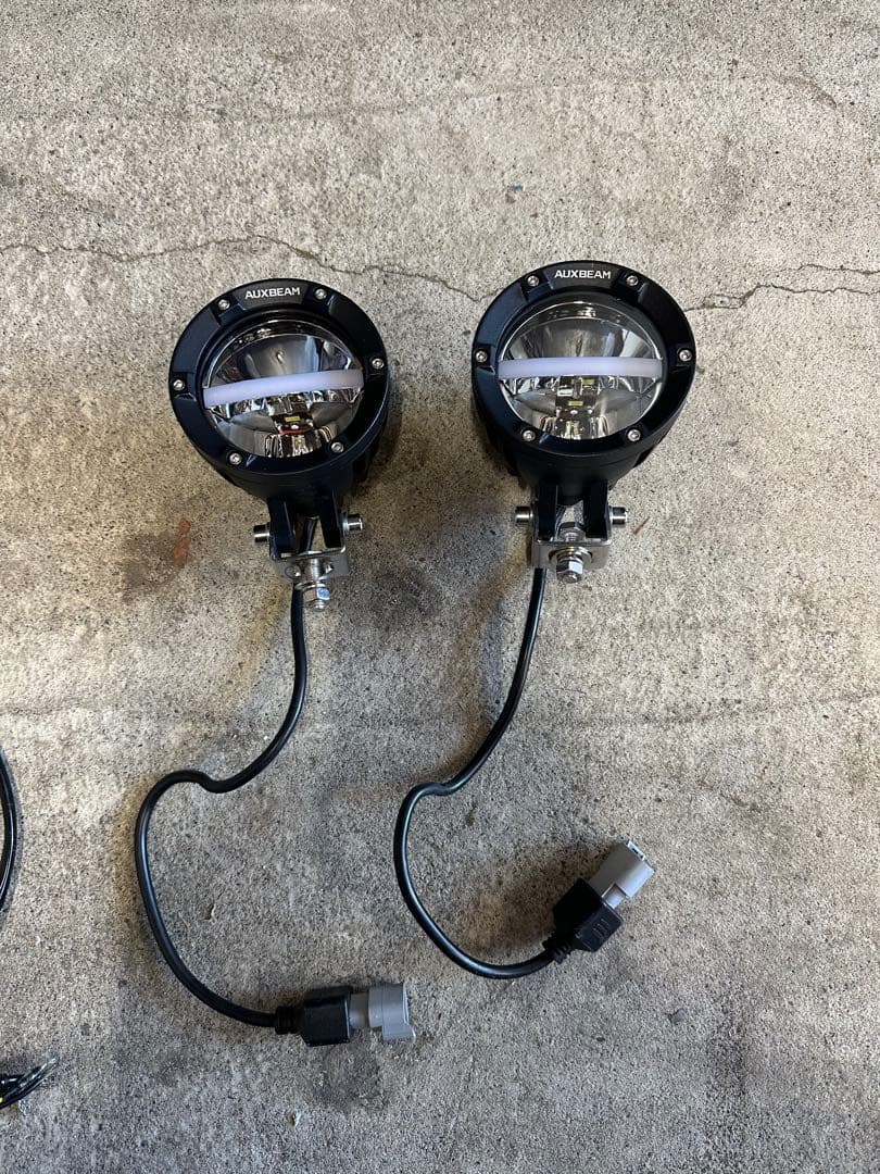 美品 auxbeam 4インチ LED ワークライト プラド ハイラックス