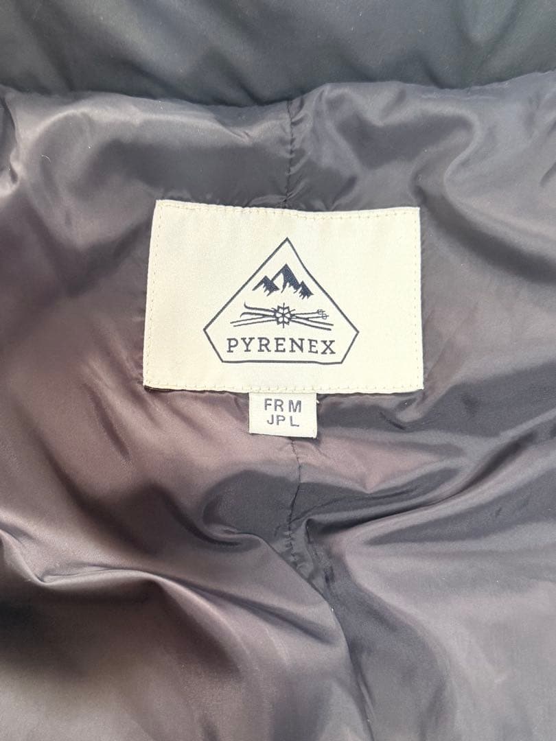 PYRENEX フード付きダウンジャケット ブラック　REIMS