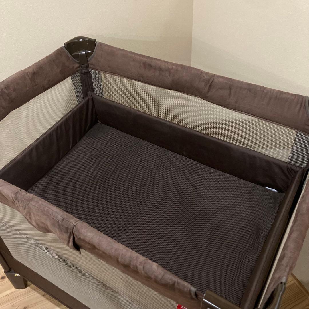 Aprica ココネルエアープラス ベビーベッド ブラウン 洗えるマット