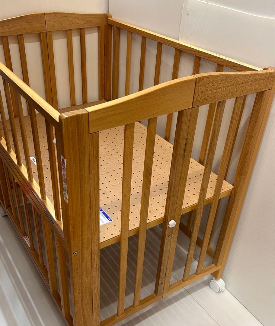 カトージ　ベビーベッド　折りたたみ　ミニ