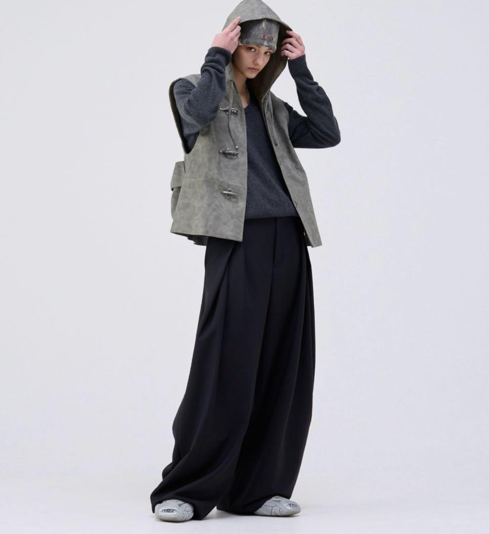 【着用1回】soerte 3タックワイドバルーントラウザー サイズ2 スラックス