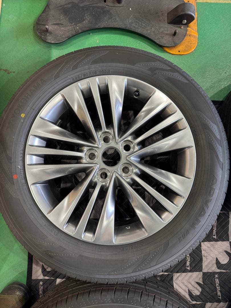 40アルファード新品外し18インチ 純正タイヤアルミホイールセット