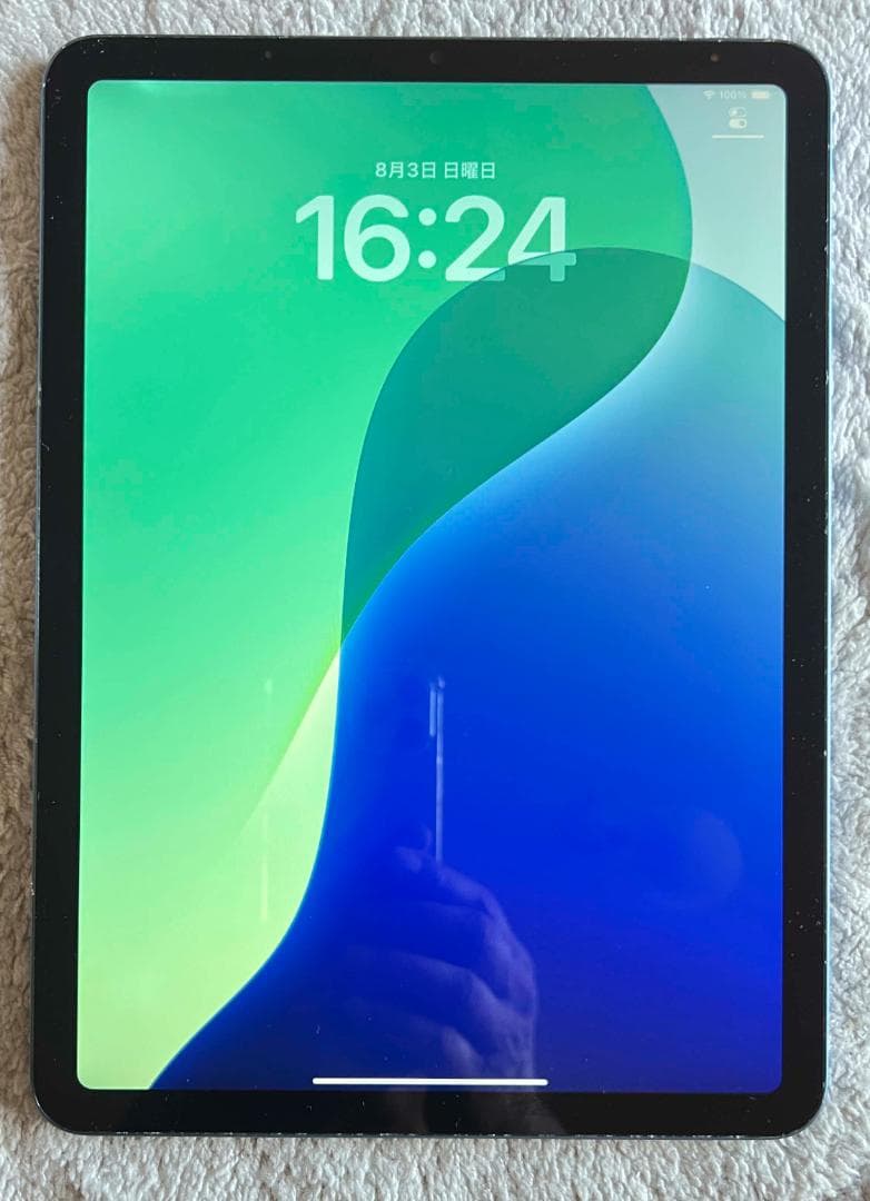 アリス　ipad air第５世代 ６４GB WI-FI バッテリー９９%