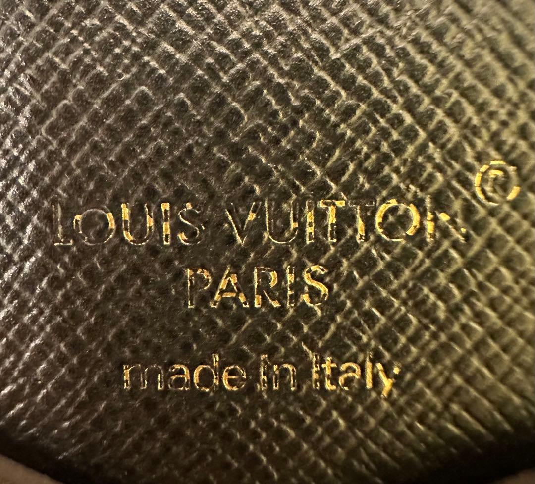 【中古美品】ルイ・ヴィトン iPhone15pro手帳型ケース　モノグラム