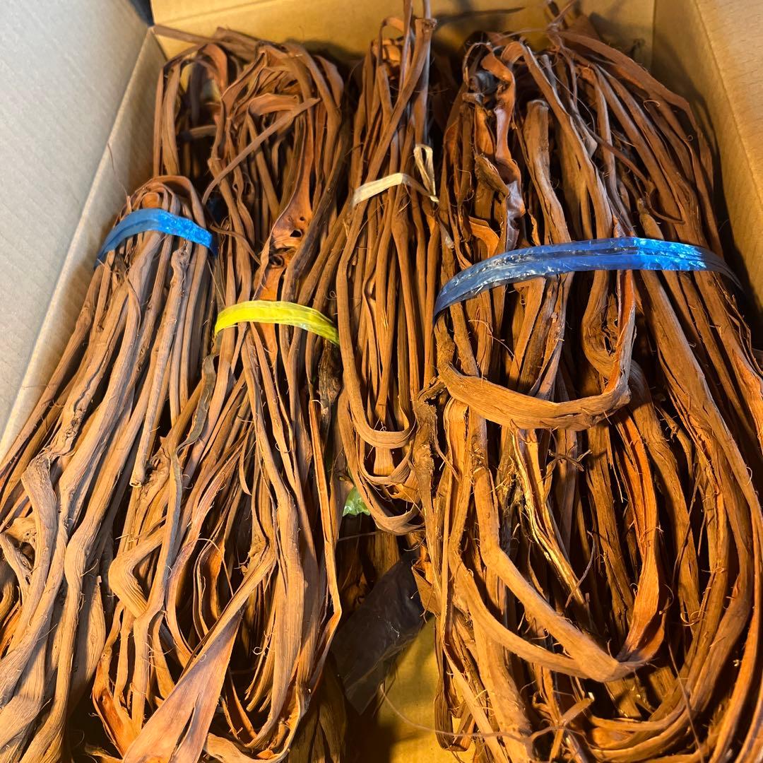 山葡萄の蔓　A級品 1470g