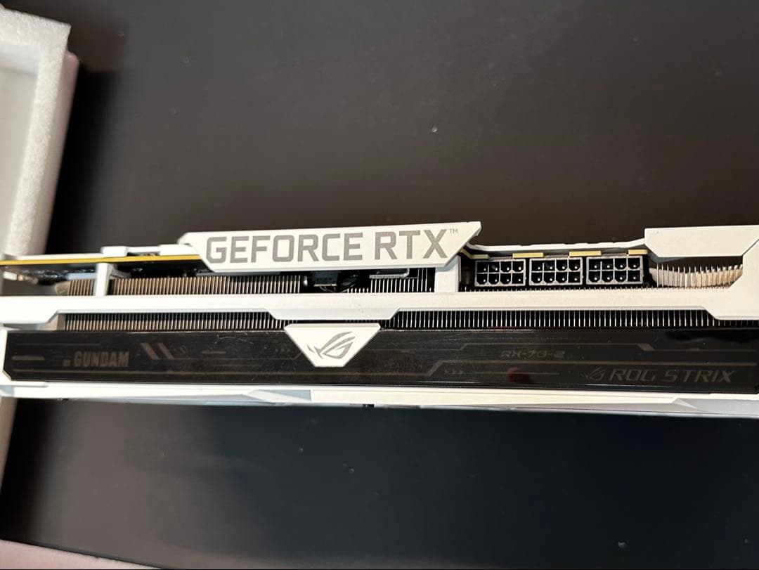 グラフィックボード・グラボ・ビデオカード ASUS ROG STRIX RTX3080 GUNDAM EDITION