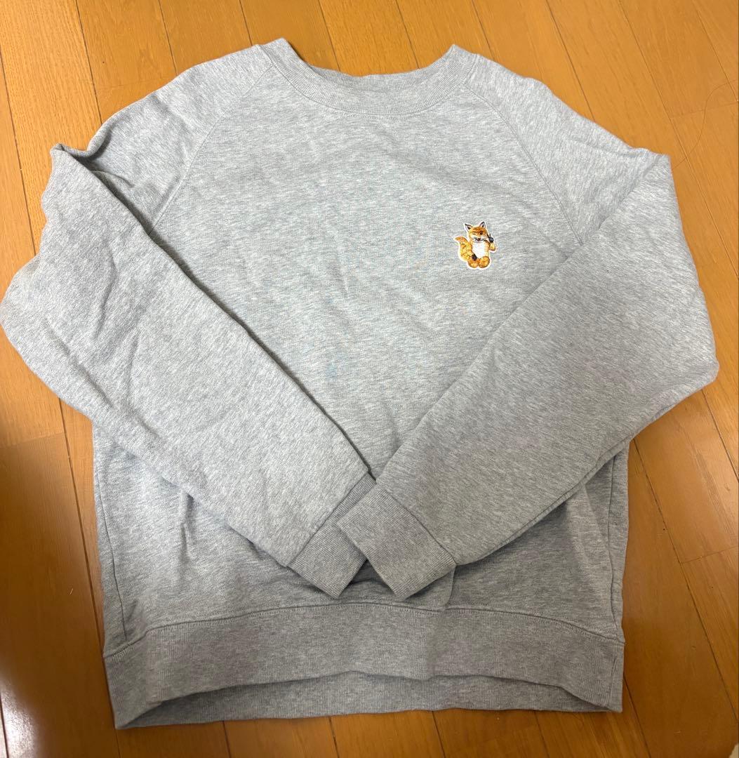【ネット完売人気商品】メゾンキツネ　スウェット　トレーナー　長袖　Mサイズ　灰色