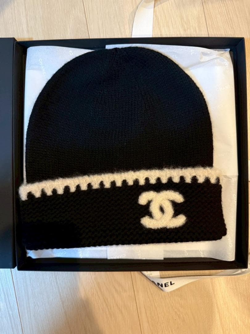 ❤︎　CHANEL ロゴ入りニット帽 ブラック 人気完売商品