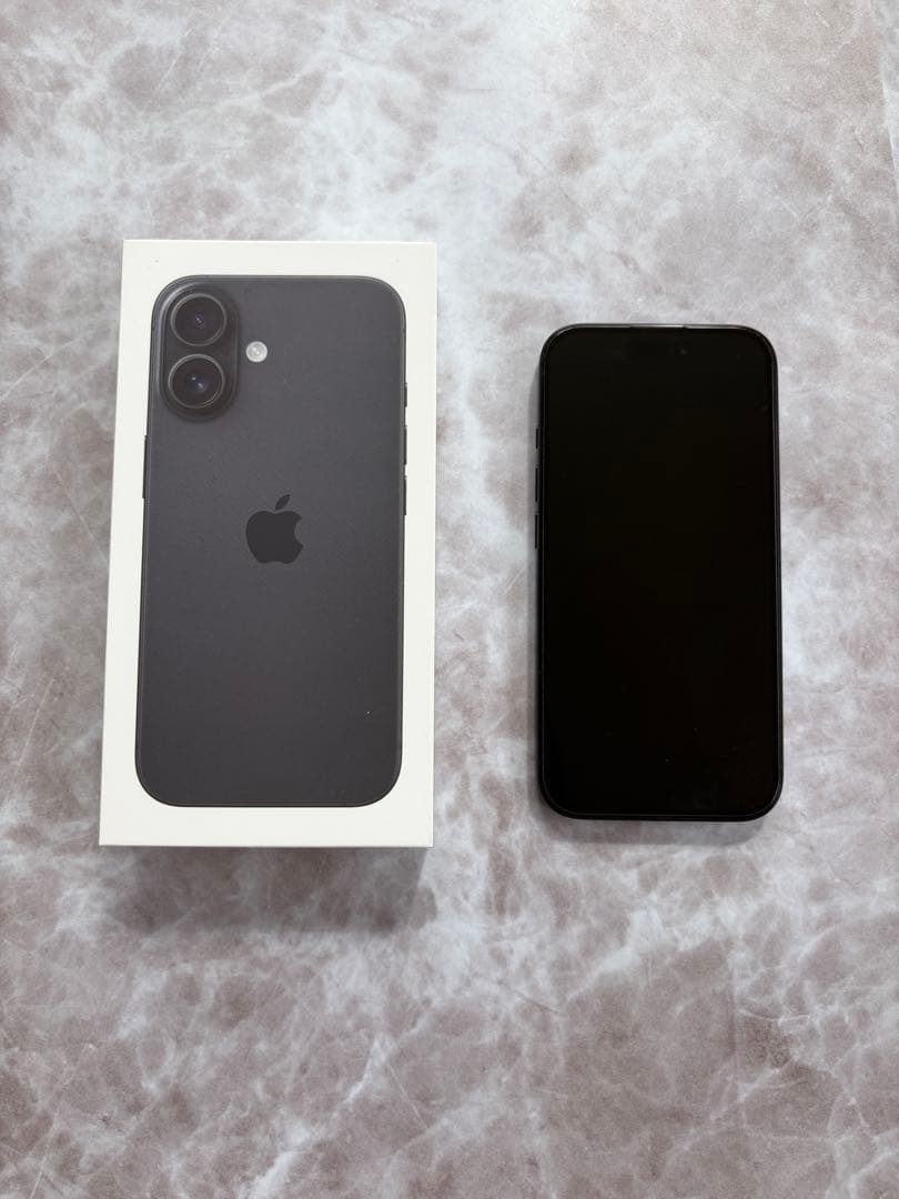 極美品 iPhone16 付属品完備 128GBSIMフリー バッテリー97%残