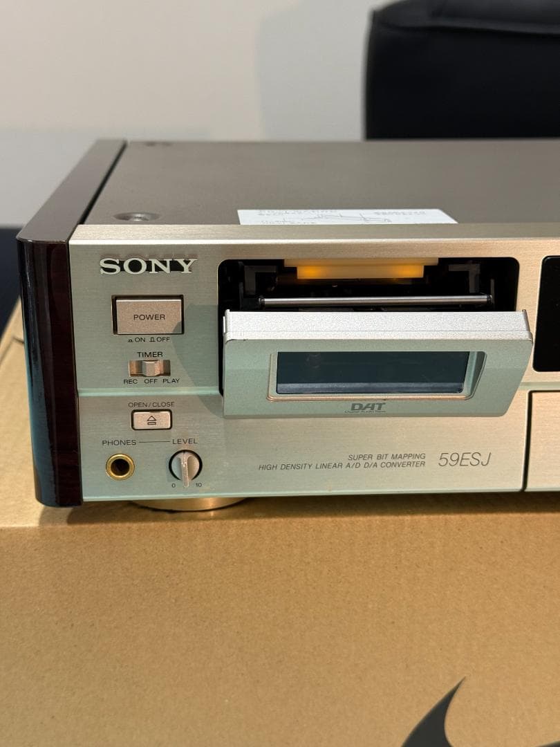 DTC-59ESJ SONY ソニー DATデッキ 現状品 送料無料