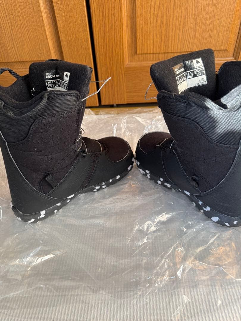 バートン　BOAシステム ブラック スノーボードブーツ　キッズ