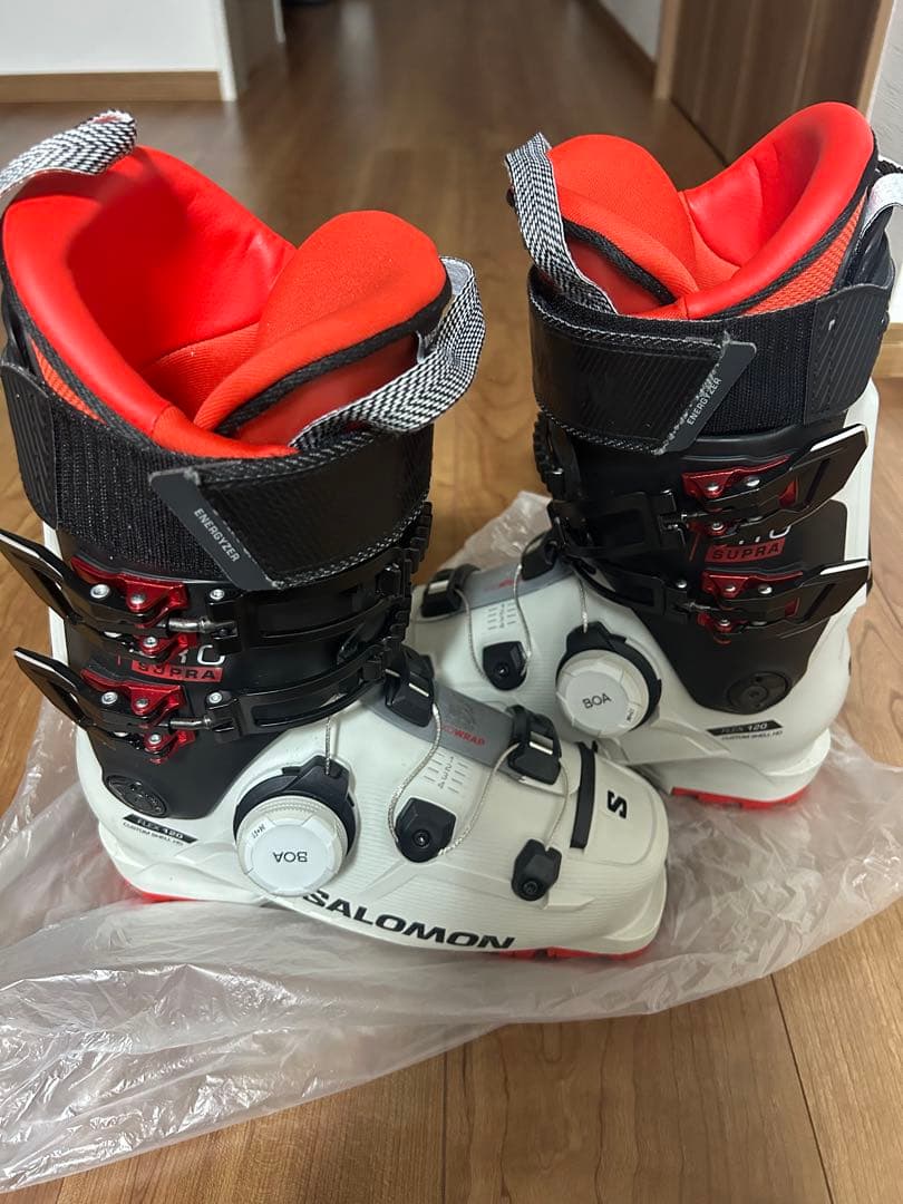 値下げ‼️Salomon BOAスキー ブーツ ホワイト/レッド