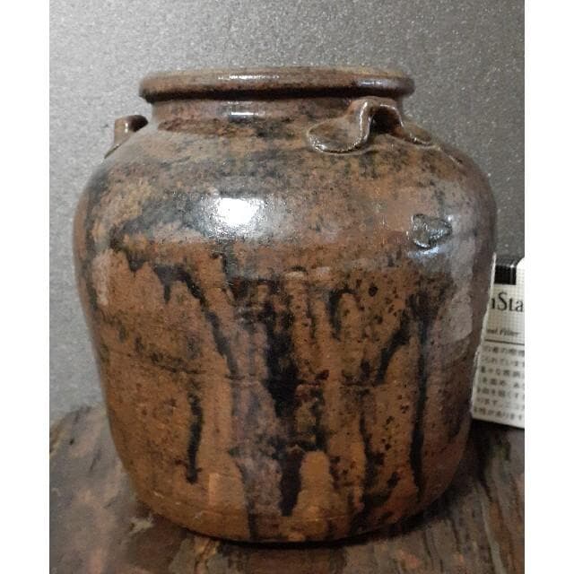 江戸時代　古瀬戸　古美濃　鉄釉　黒釉　三耳壺　壺　茶道具　茶器　花入れ　蹲壺