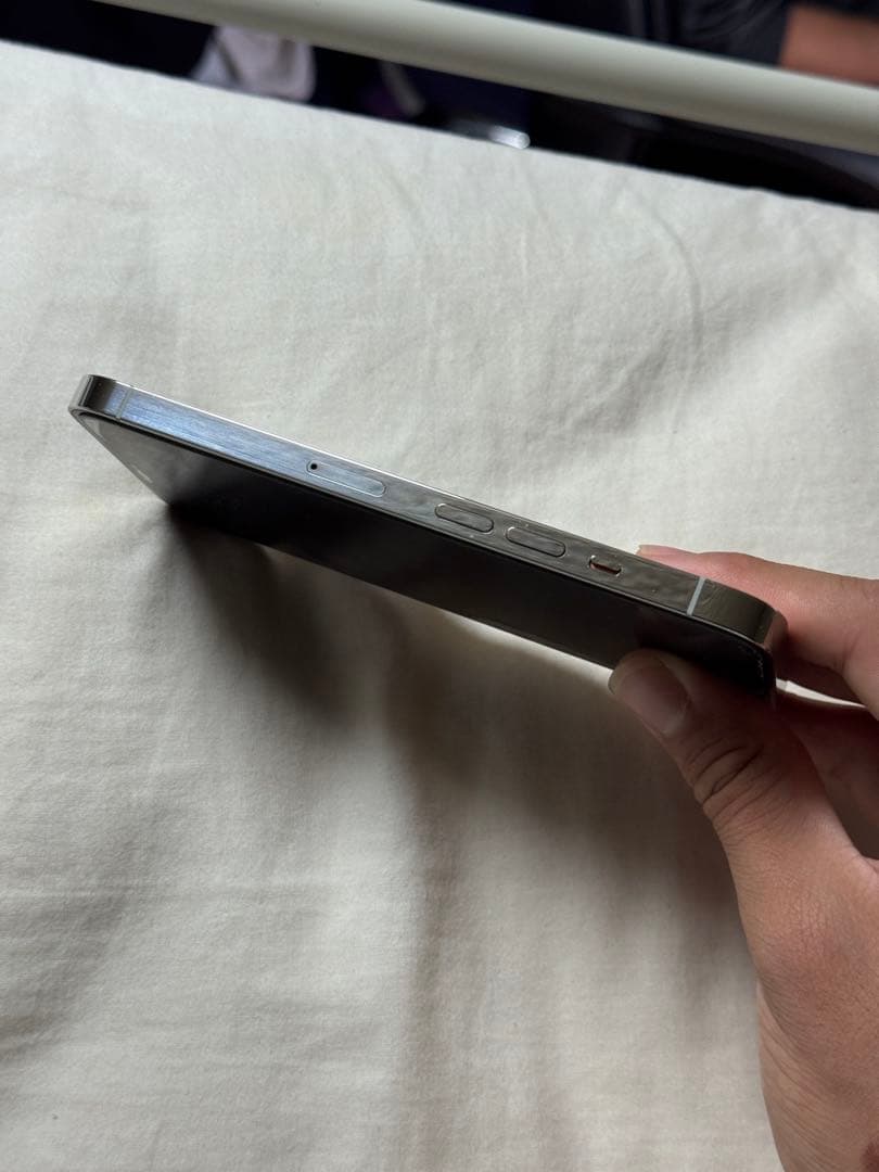 iPhone 13 Pro 本体