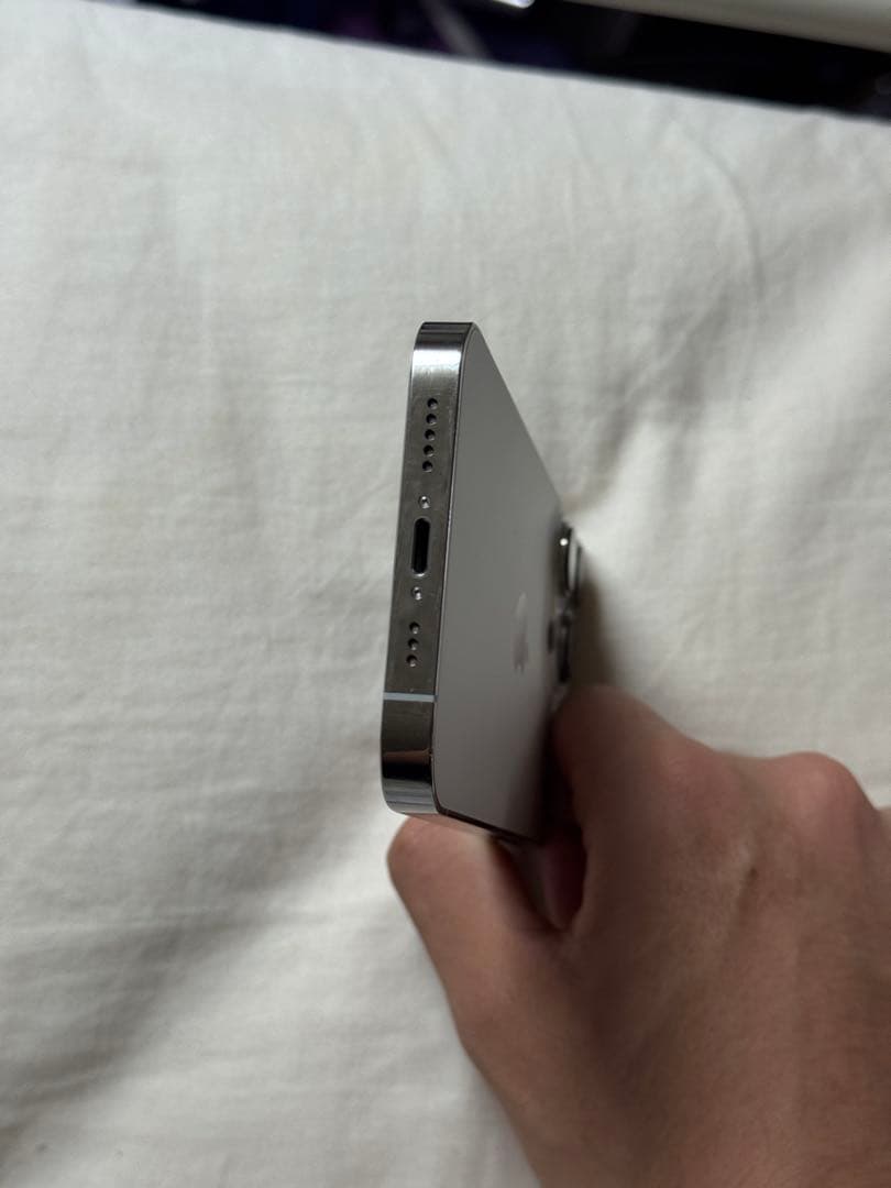 iPhone 13 Pro 本体