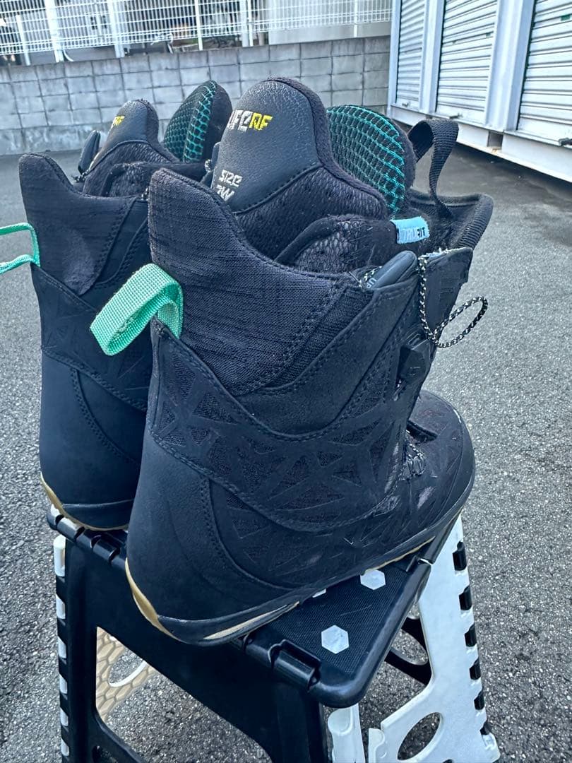 ウィメンズ Burton サプリーム ワイド ブーツ24センチ