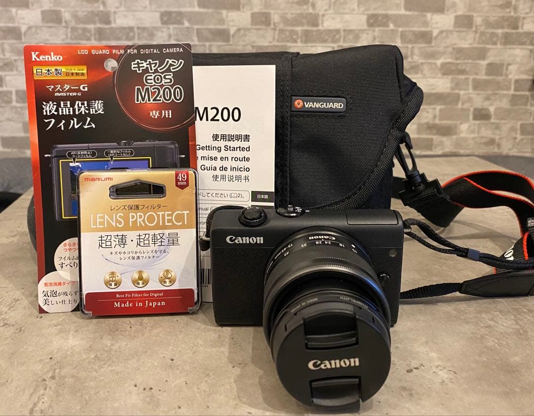 【中森】Canon EOSM200 Black ミラーレス一眼カメラ
