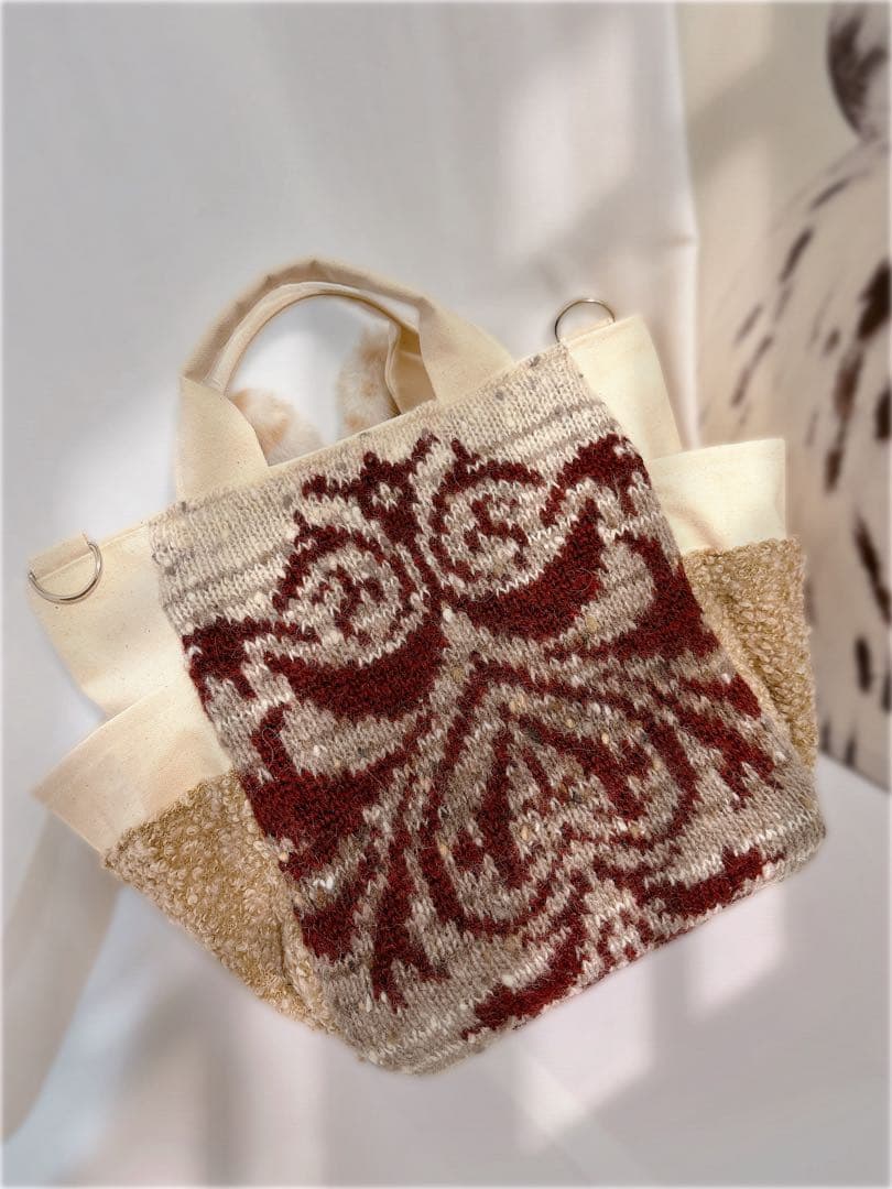 あ*あ様 コヤンイサムチョン　トートバッグ　サンダーちゃん　ハンドメイド　秋冬柄