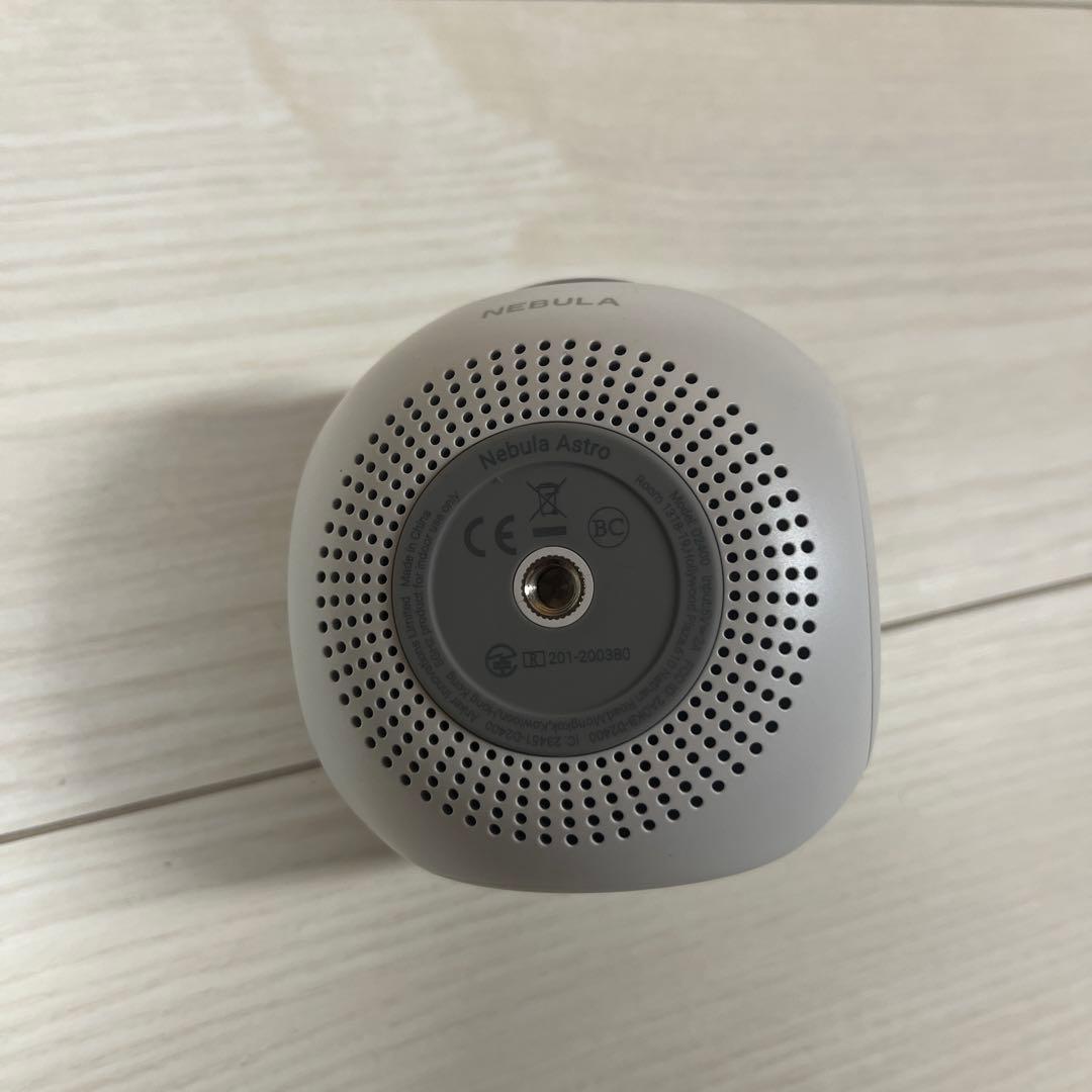 NEBULA プロジェクター
