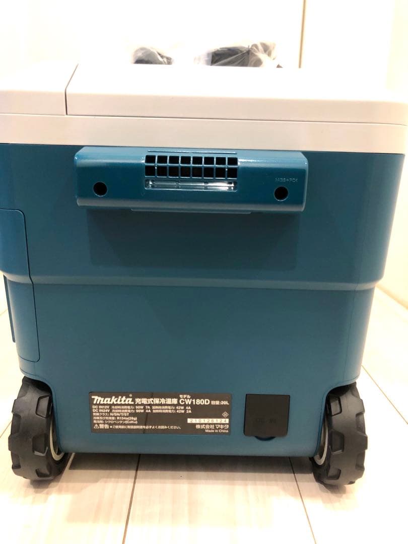 新品未使用 マキタ 充電式保冷温庫 CW180DZ