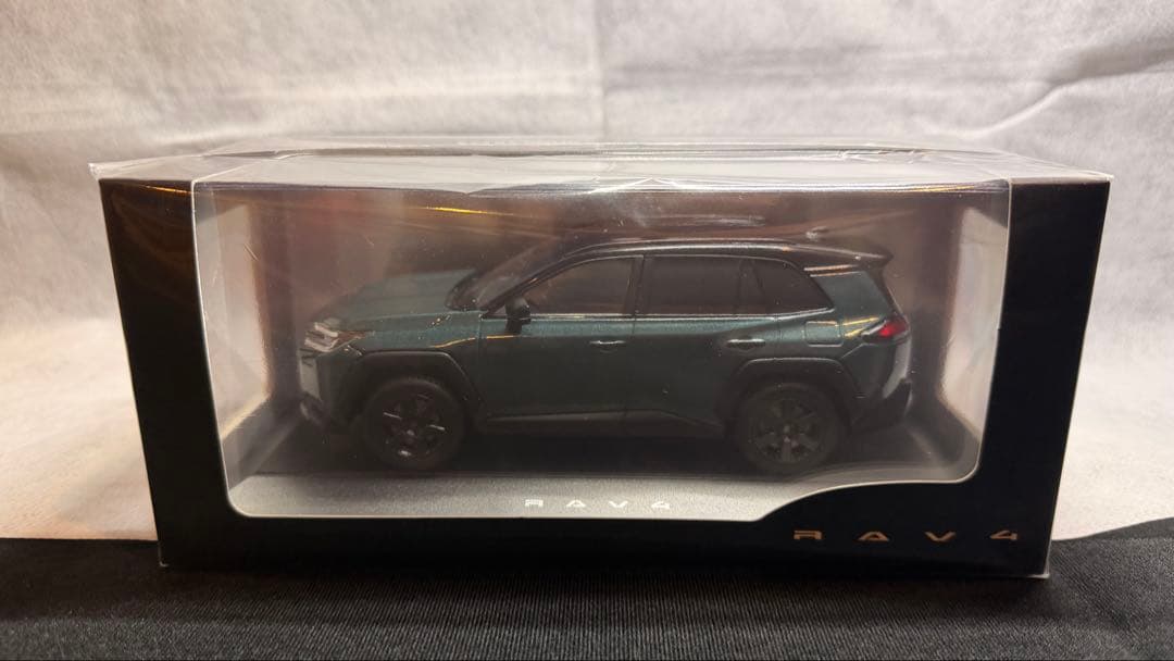 2025　新型　トヨタ　RAV4　ADVENTURE　ミニカー　おまけ付き