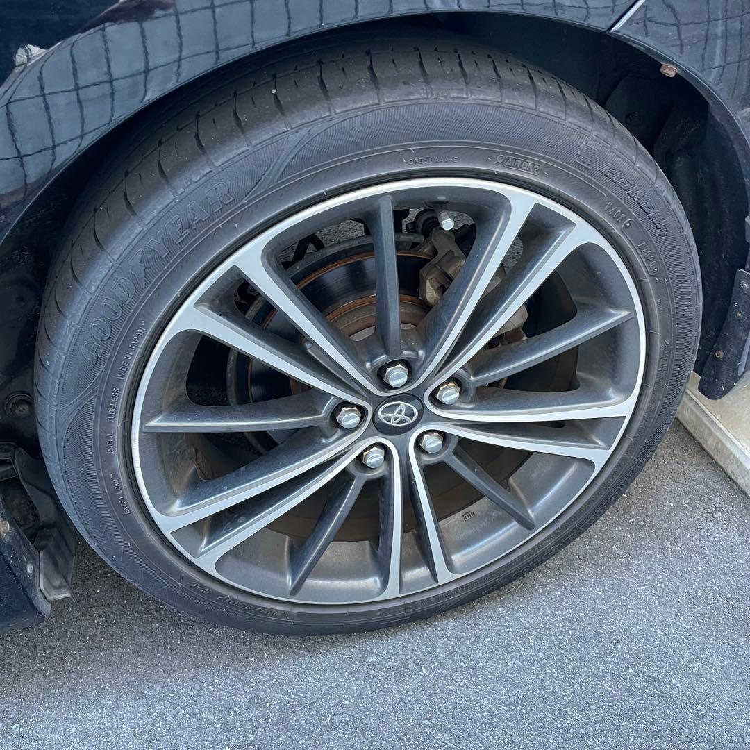 86 前期ホイール プリウスに取り付けてました