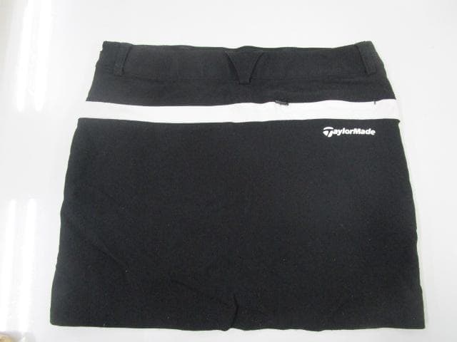 値下げ【美品】ゴルフウェア　スカート　秋冬物　Mサイズ　4点まとめ売り