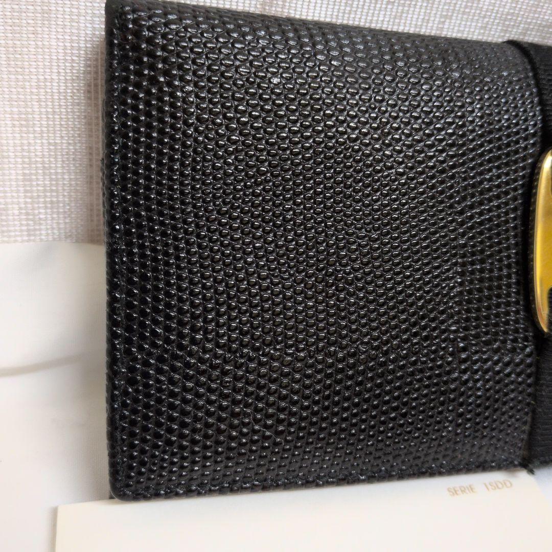 しろくまさん✿サルバトーレフェラガモカーフ型押し ヴァラ長財布美品✿