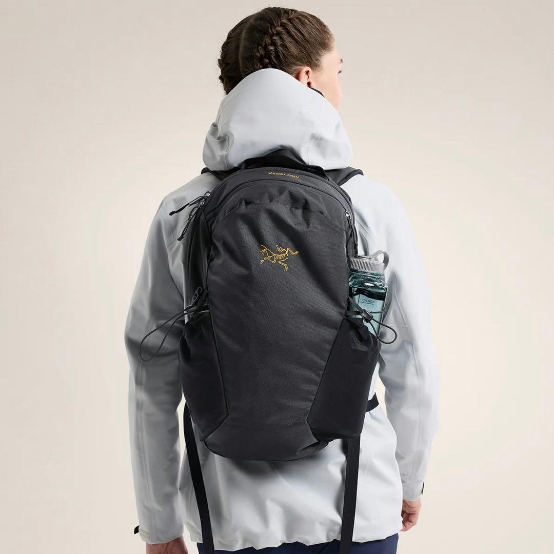 【ほぼ未使用】ARC'TERYX Mantis 16 Backpack 黒