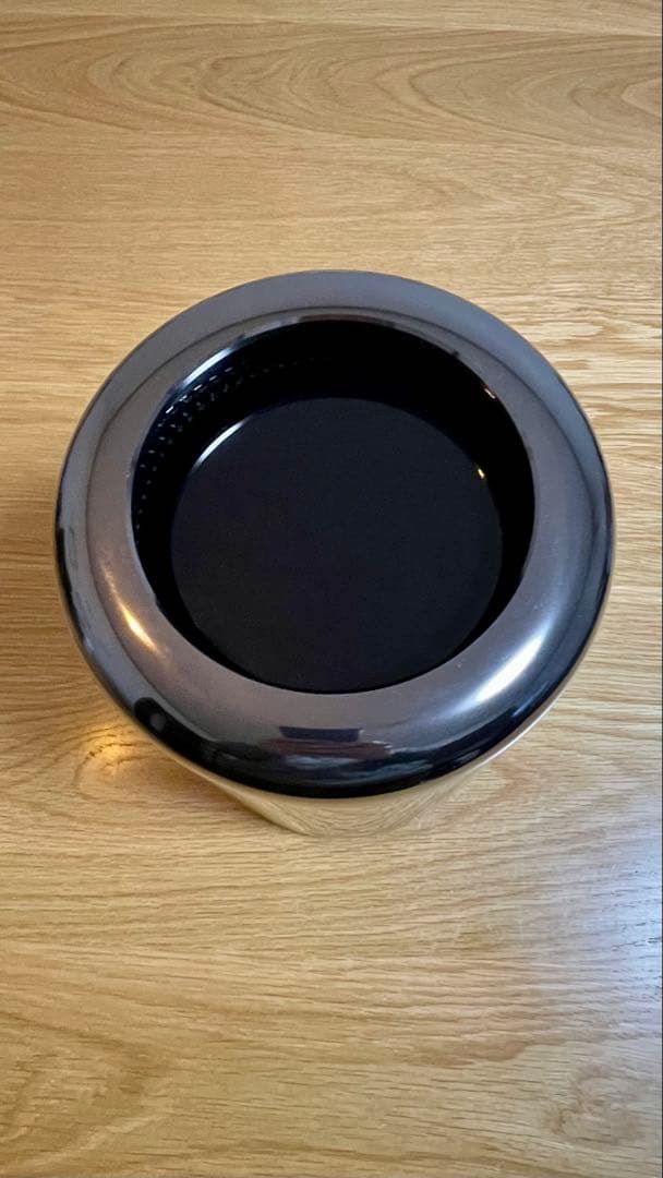 MacPro　(Late 2013)　 メモリ32GB SSD 500GB