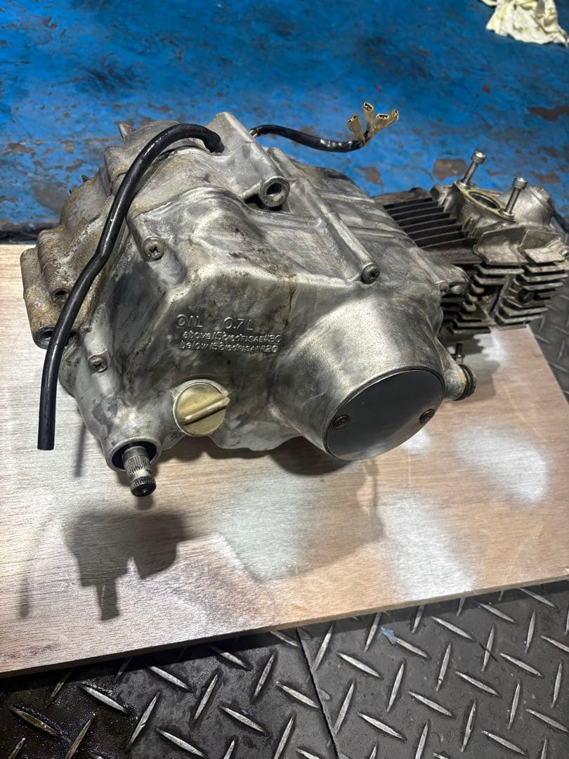 i*o様 HONDA DAX st70 6vエンジン