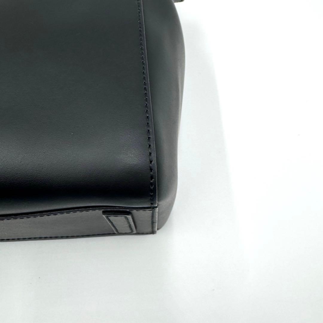 新品 フルラ Lucky ビジネスバッグ 2way レザー ロゴ金具 ブラック