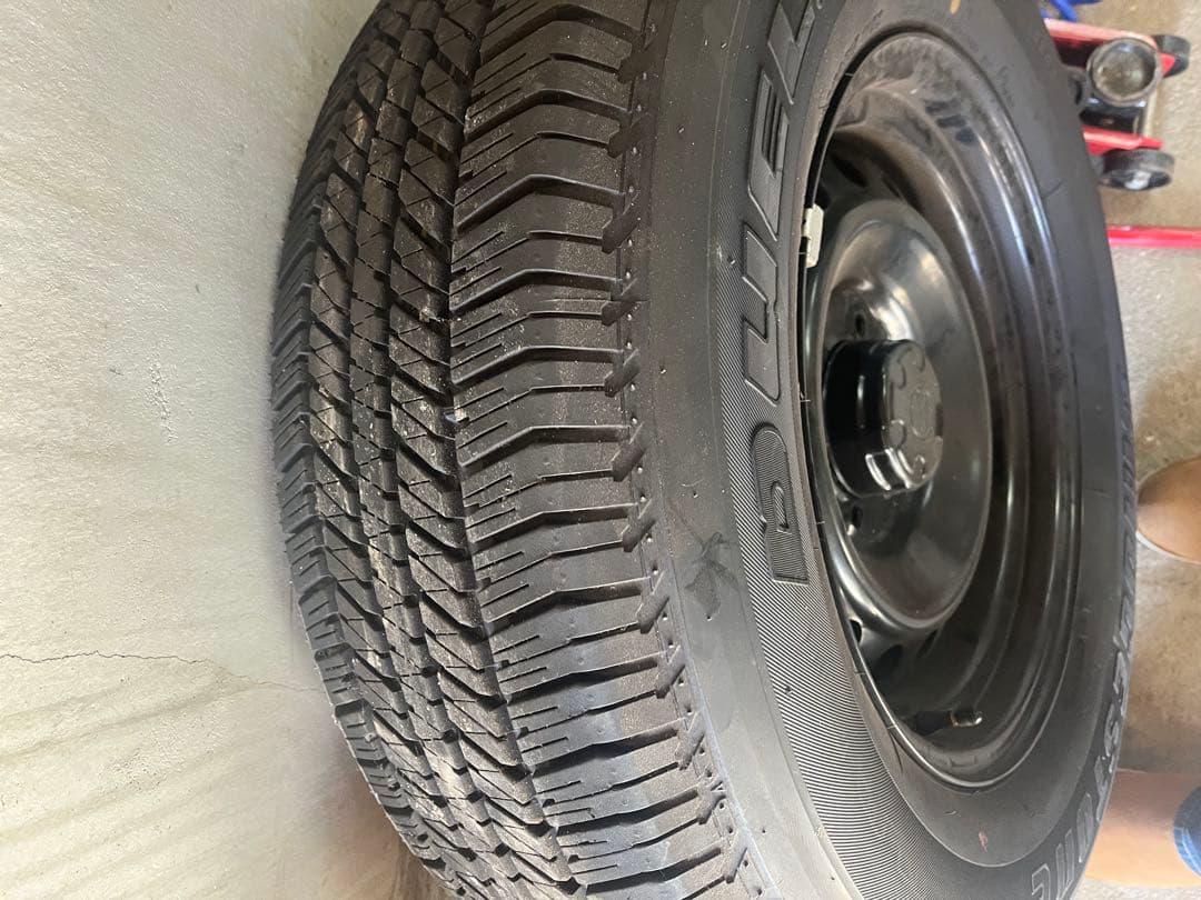 fjクルーザー純正ホイールタイヤセット　5本セット　引き取り限定で