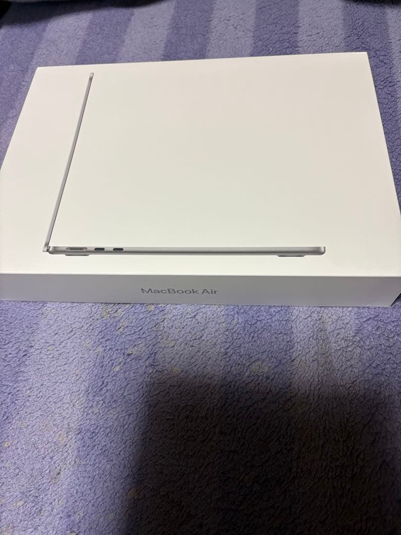 MacBook Air スペースグレイM2チップ 13インチ箱付き