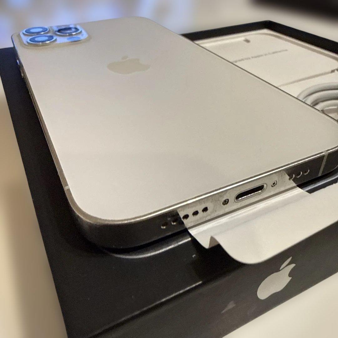 Apple iPhone 12Pro 256GB シルバー