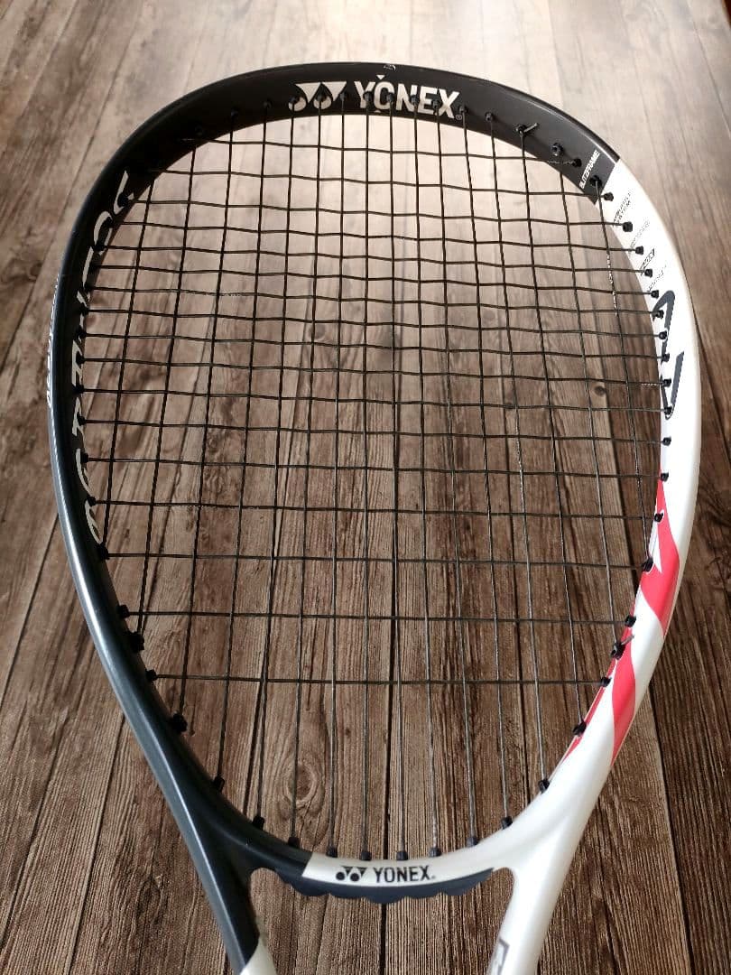 YONEX VOLTRAGE 7V ホワイト/グレー UL1サイズ