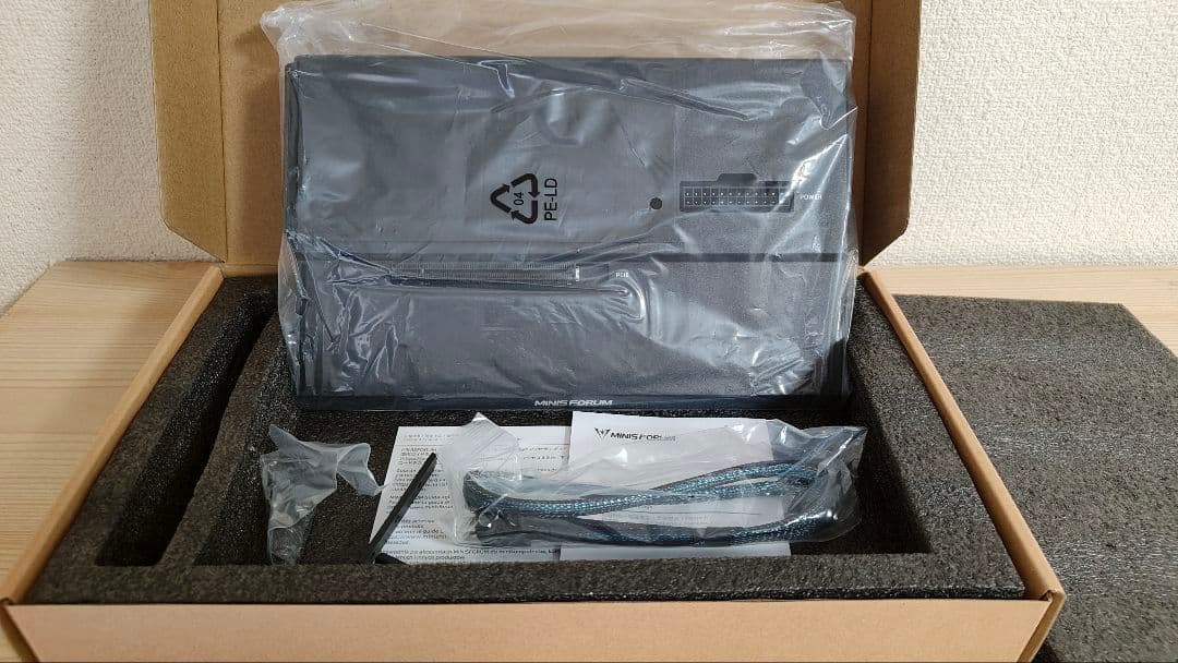 ミニPC MINIS FORUM DEG1 Oculink4