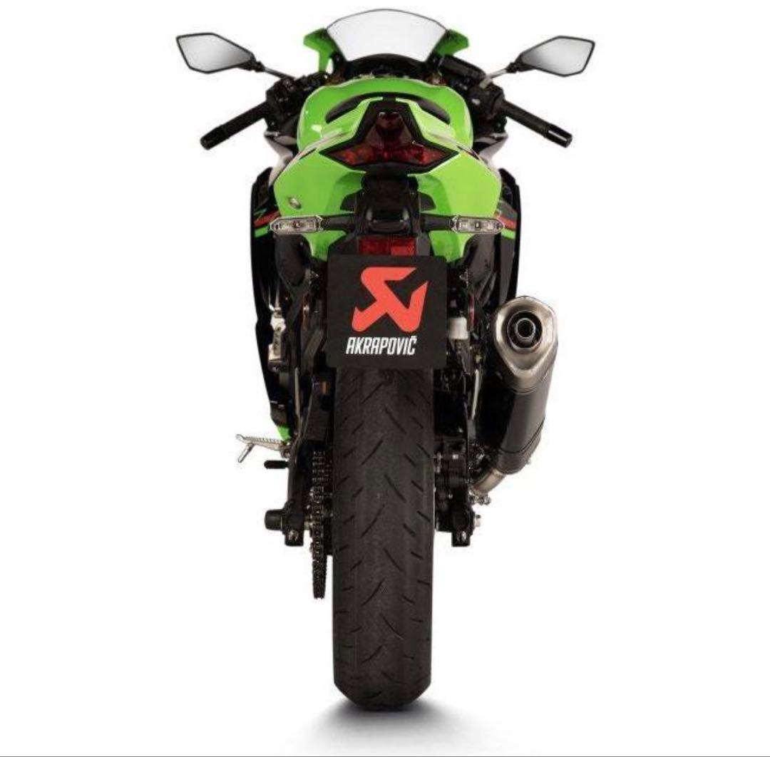 【新品未使用】アクラポビッチ　NINJA ZX-4R/RR スリップオ