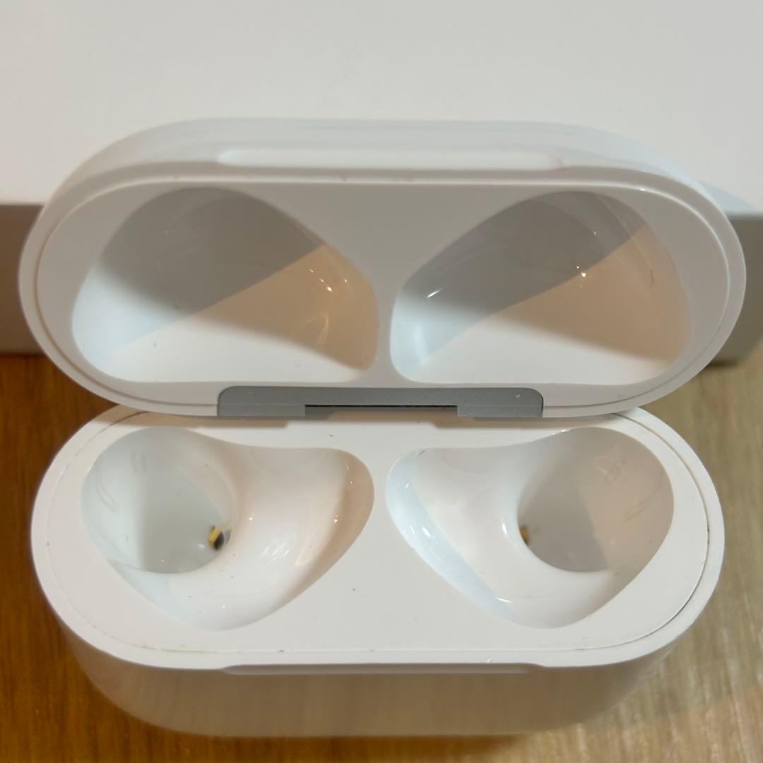 AirPods第4世代 アクティブノイズキャンセリング搭載モデルMXP93J/A