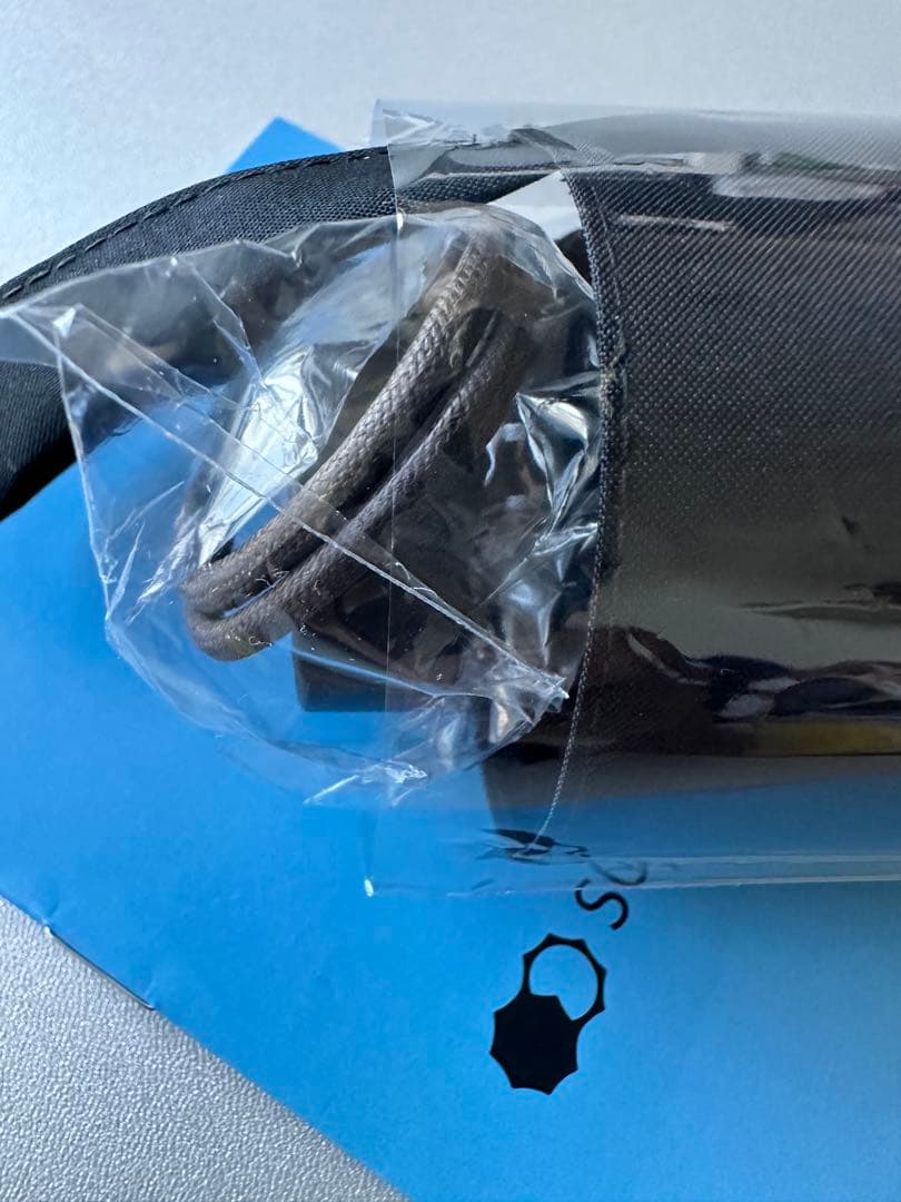 新品未使用　サンバリア100 折りたたみ日傘　コンパクト　無地　黒