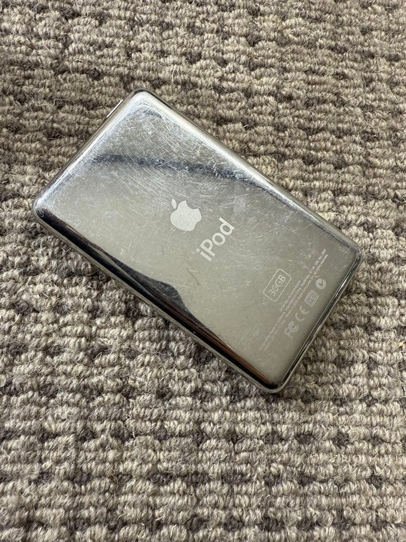 Apple iPod 30GB A1136 第5世代　3台　ジャンク