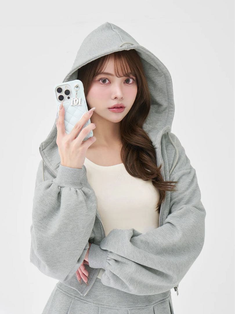 《最安値》darich キルティングミラーDDチャームiPhoneケース