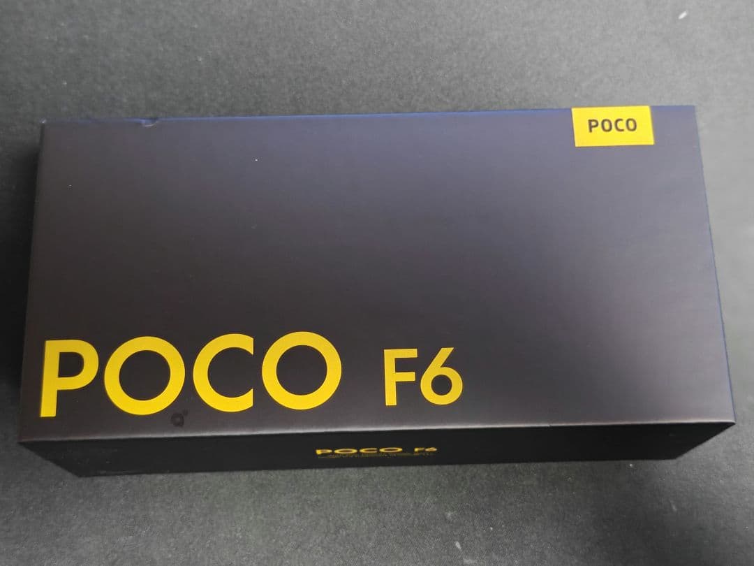 POCO F6 本体 8G.256GB ケース、フィルム付き　チタンカラー