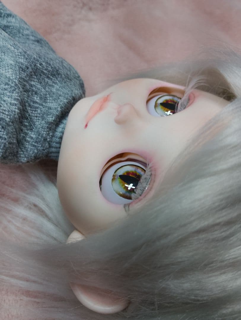 カスタムアイシードール シルバーヘアの男の子 アウトフィット付き