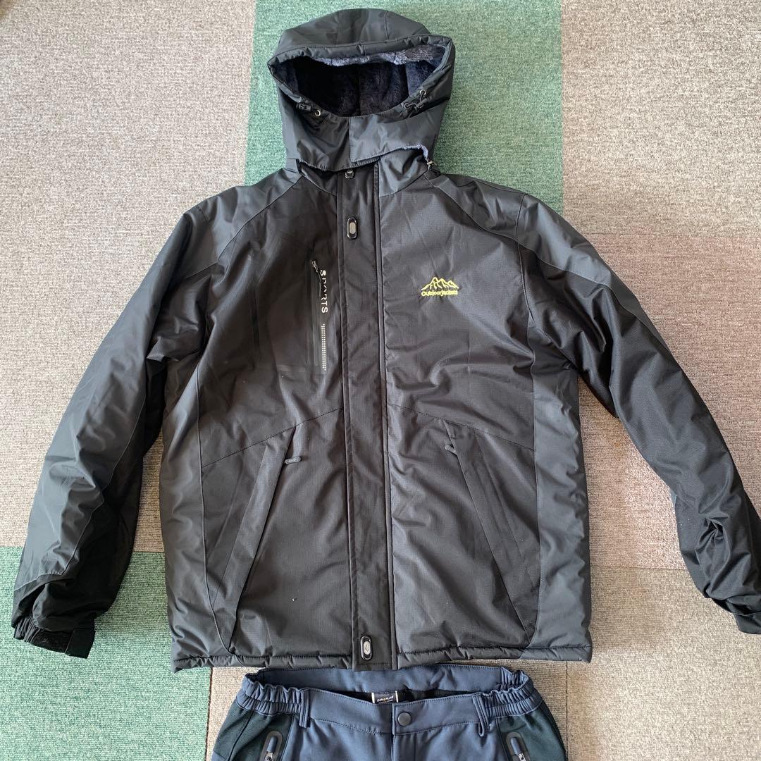 スキーウェア　スノーボードウェア　男性　新品未使用4 L実物サイズ3L程度