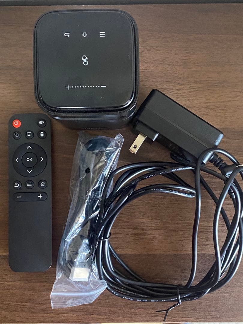 プロジェクター T2