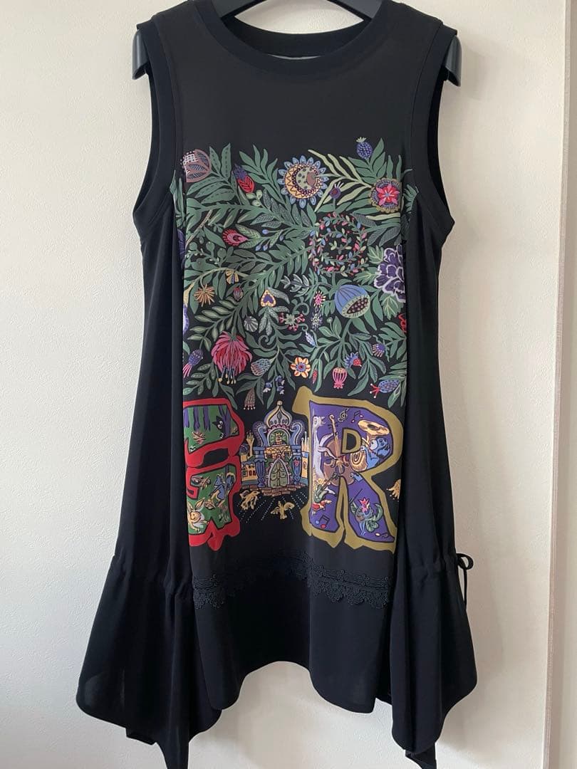 トクコプルミエブォル花柄ノースリーブチュニック