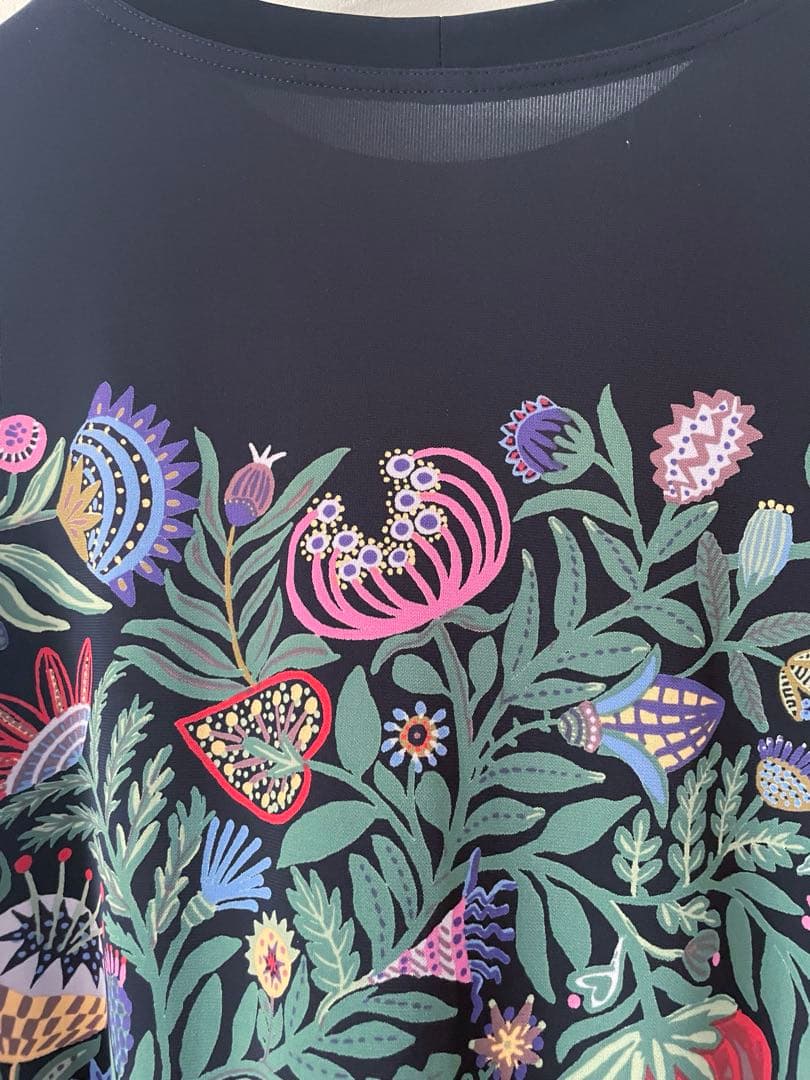 トクコプルミエブォル花柄ノースリーブチュニック