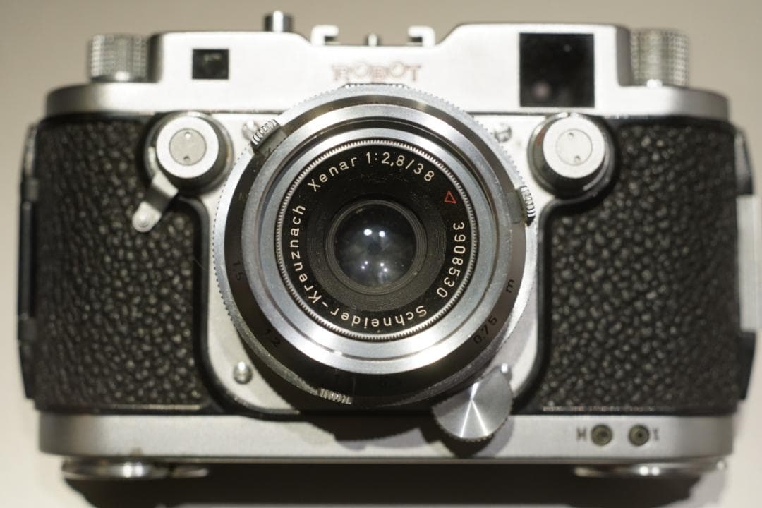 ロボットローヤル　修理不能　EFマウントアダプターつき　レンズ遊び可　付属品多数