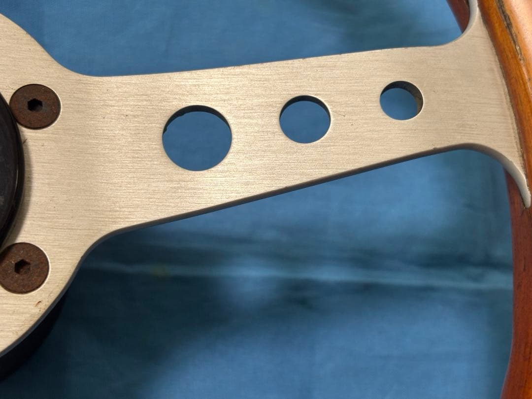 MOMO INDY ステアリングホイール